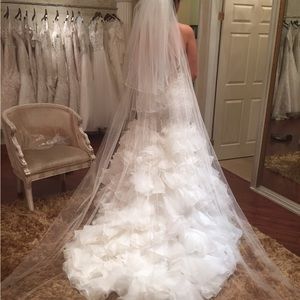 Maggie sottero white wedding gown size 12